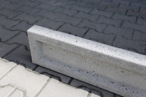 PODWALINA POD OGRODZENIE